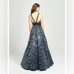 Navy/Green gorgeous prom dress size 12